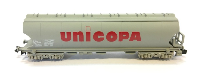 *PROMOS* - WAGON CEREALIER A PAROIS LATERALES BOMBEES ''UNICOPA'' SNCF