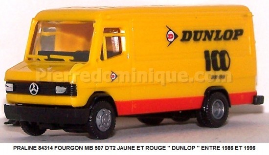 FOURGON MB 507 DT2 JAUNE ET ROUGE '' DUNLOP '' ENTRE 1986 ET 1996