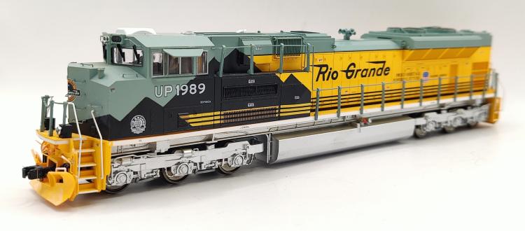 LOCOMOTIVE DIESEL SD70ACE N° 1989 DENVER RIO GRANDE WESTERN DCC DIGITAL PROTO SOUND