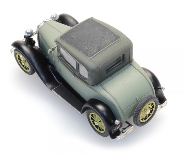 FORD MODEL A COUPE GRIS VERT