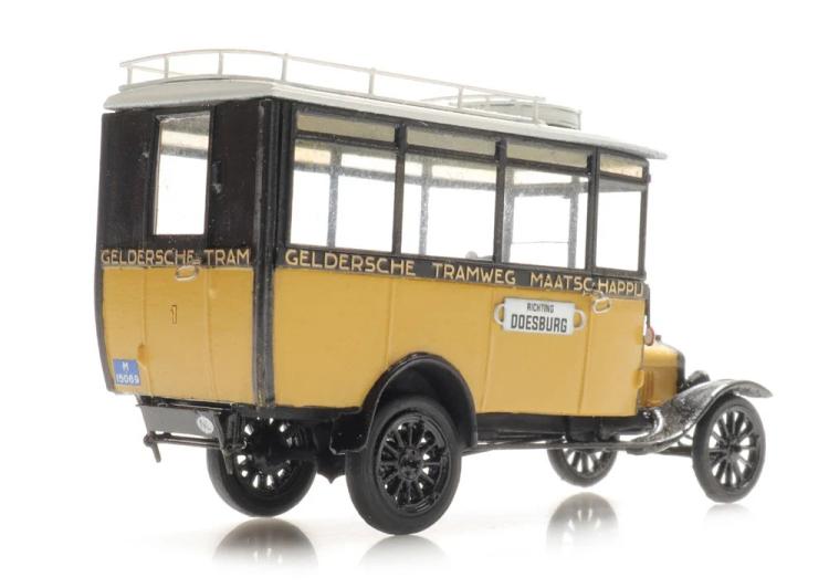 BUS FORD MODEL TT GTW JAUNE ET NOIR