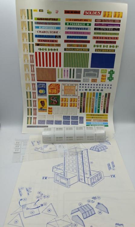 MAQUETTE IMMEUBLE MODULAIRE D\\\'ANGLE - SANS BOITE