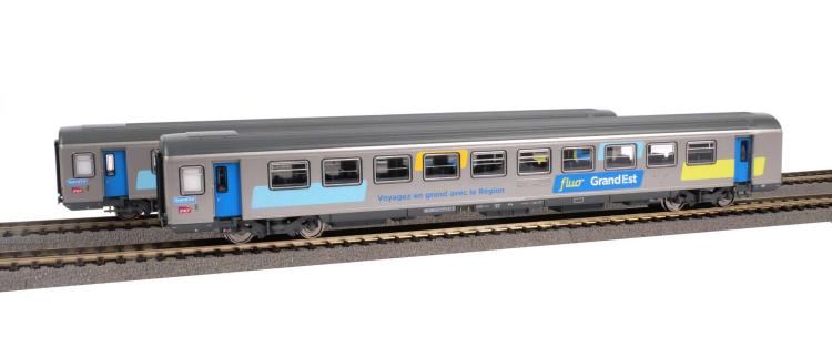 COFFRET DE DEPART SNCF BB 26000 + VOITURES CORAILS FLUO GRAND EST SNCF